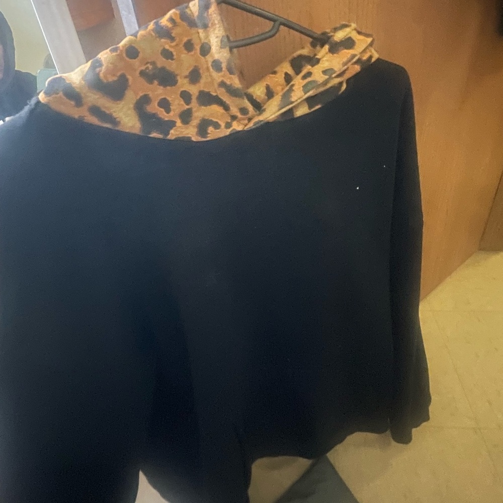 FASHION NOVA MEN HOODIE LG